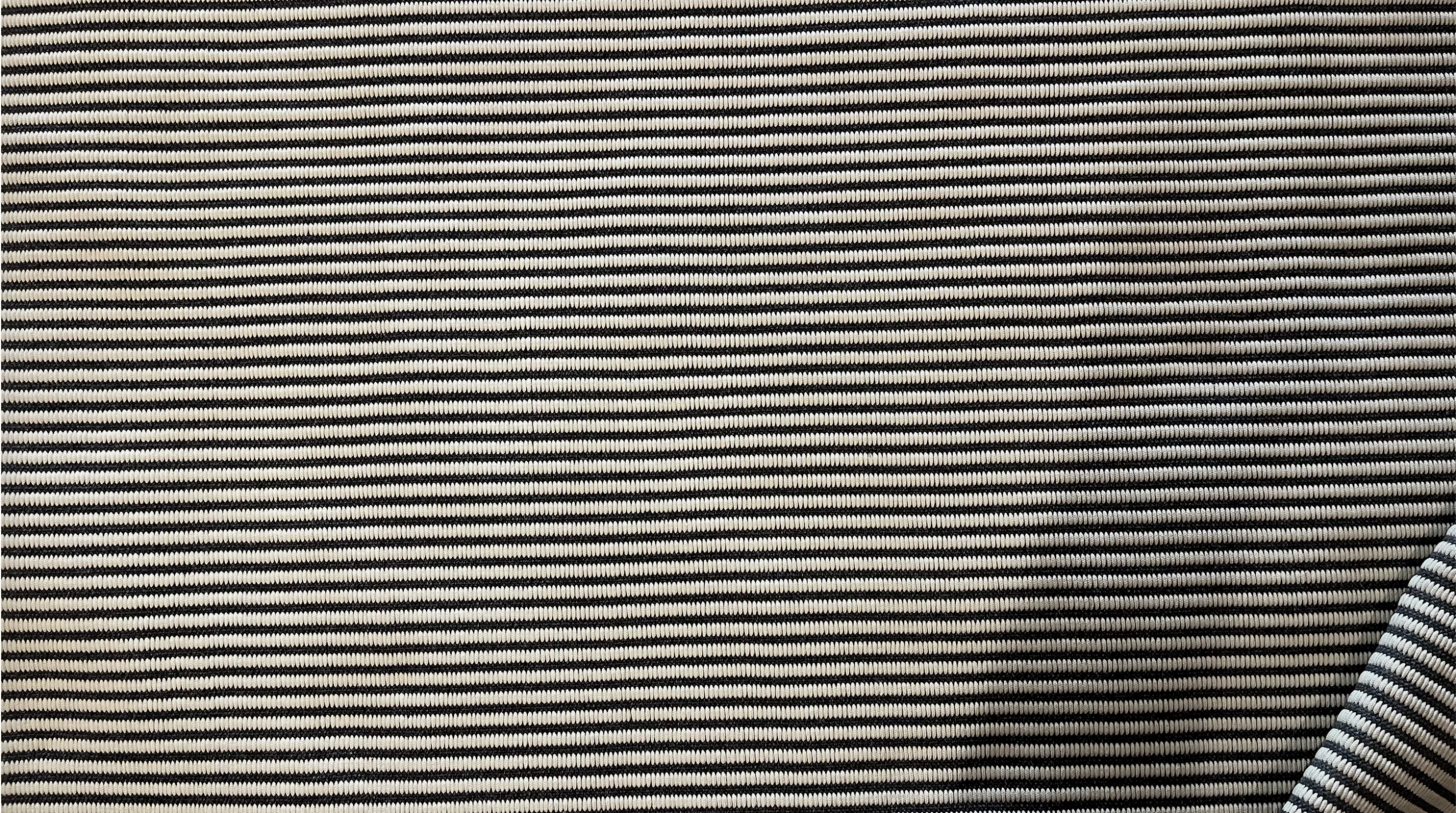 Stripes Outdoor - Image 2